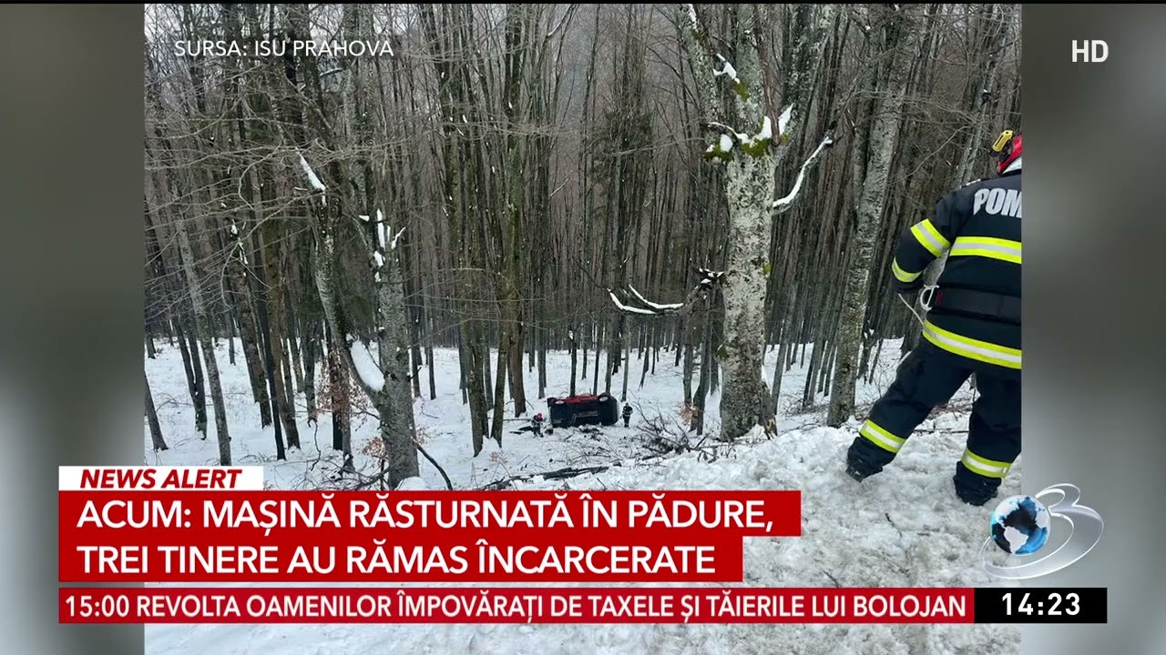 Mașină răsturnată în pădure, trei tinere au rămas încarcerate