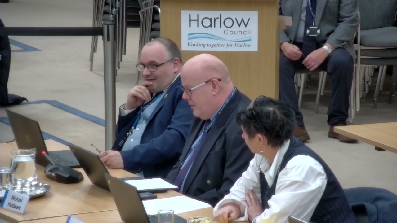 Партия «Зеленые» в Харлоу призывает приостановить строительство 23 000 домов до тех пор, пока не ...