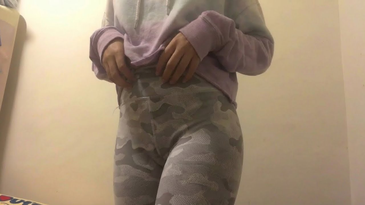 Your Daily 8 Minutes of relaxing leggings scratching asmr😴