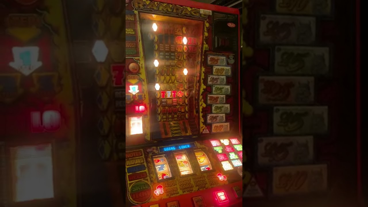 Rampage £25 Jackpot RED Gaming fruit machine