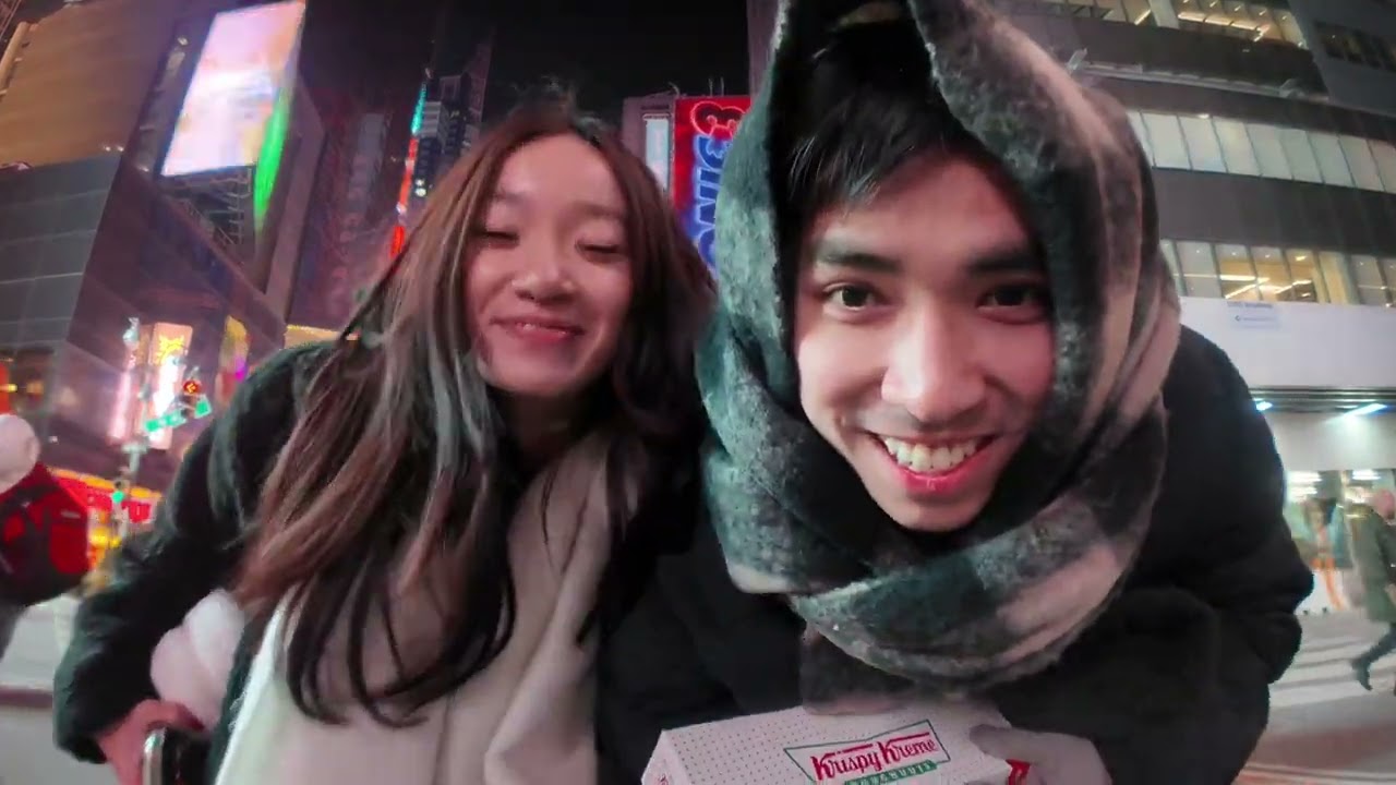 NYC VLOG W MY BOYFRIEND ♡ exploring the city, trying new foods, walking the brooklyn bridge