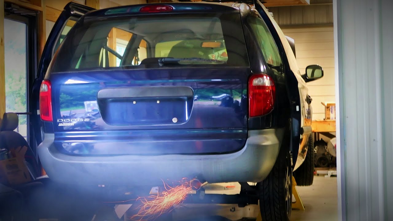 SRT4 Swapped Minivan 2 step! | N2MB WOTBOX install With Kinnettic Kreations pnp harness