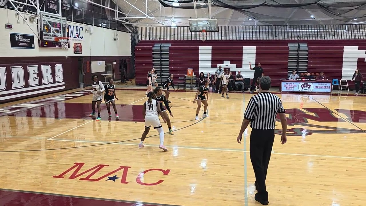 Centerline @ Mott
