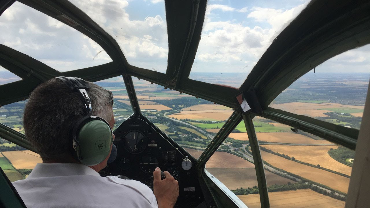 De Havilland Dragon Rapide G-AIDL flight - pilots eye view