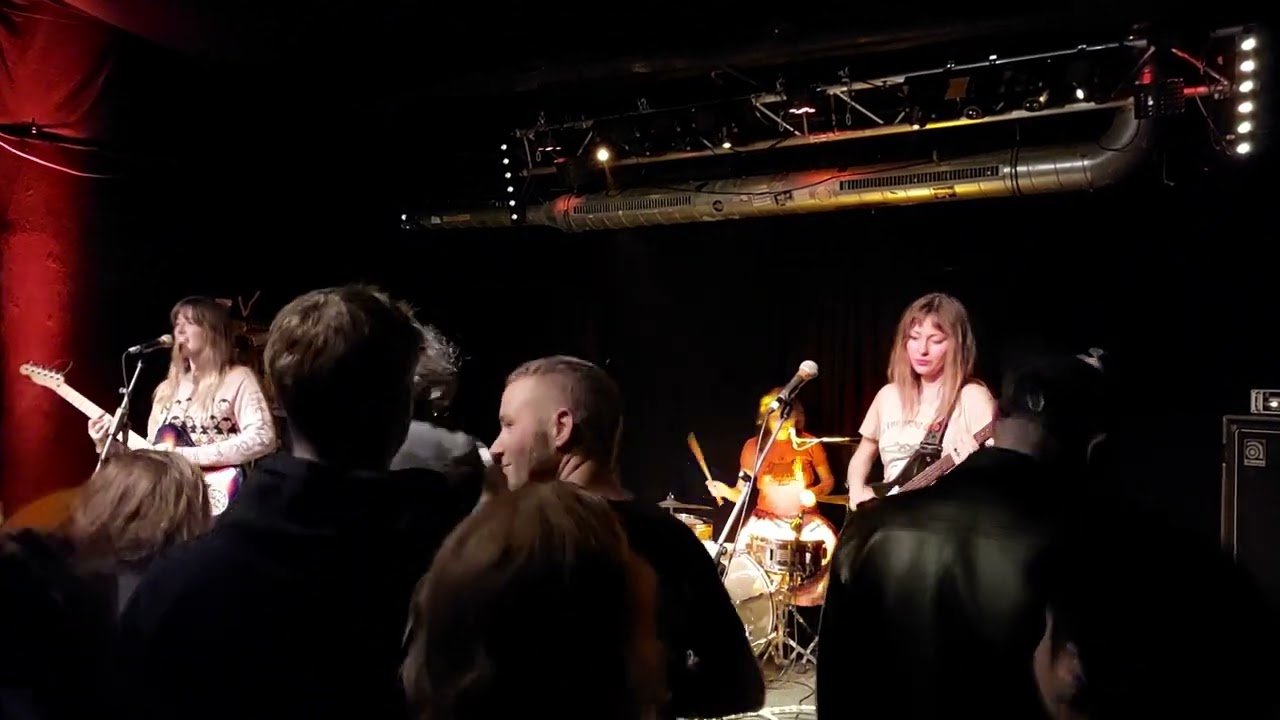 ITCHY AND THE NITS live @ Immerhin,  Würzburg, Germany (25/4/25)