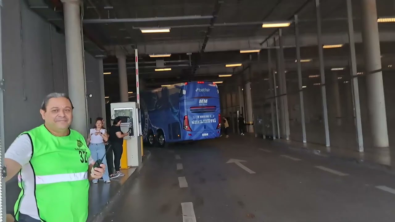 Chegada onibus Cruzeiro no Mineirão   07 04 2024