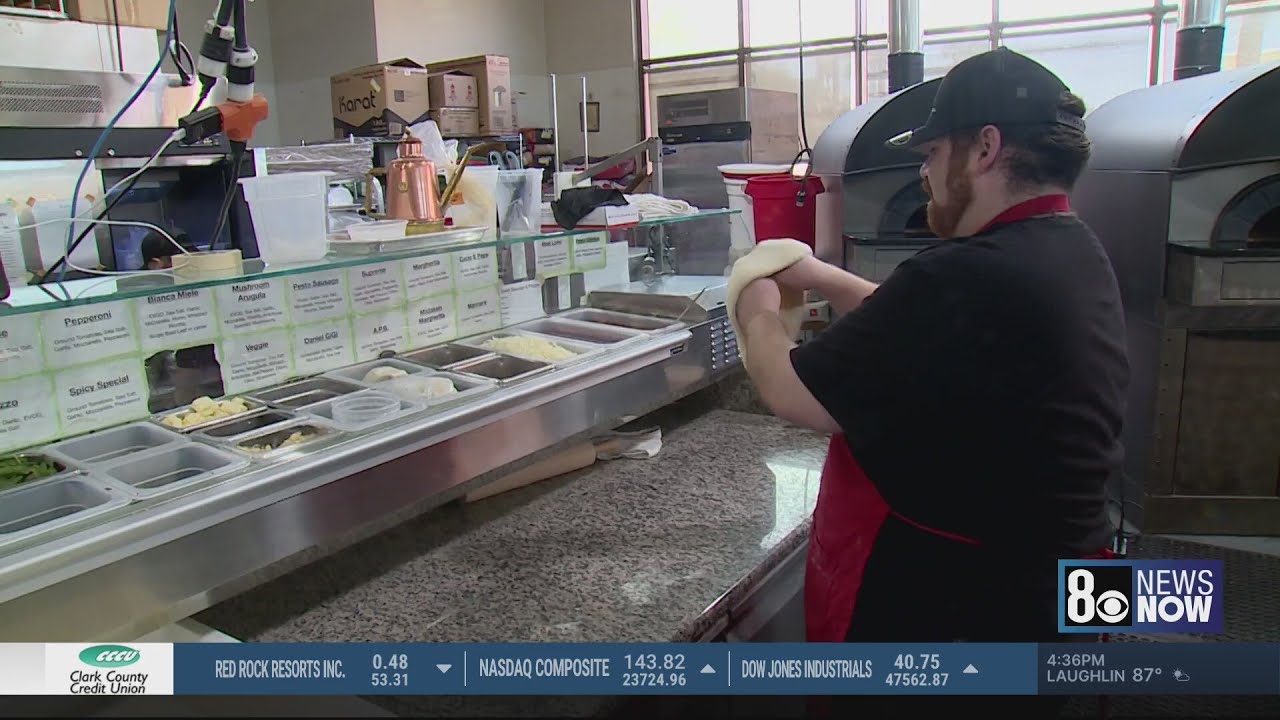 Las Vegas pizza chef attempting to keep west valley restaurant afloat
