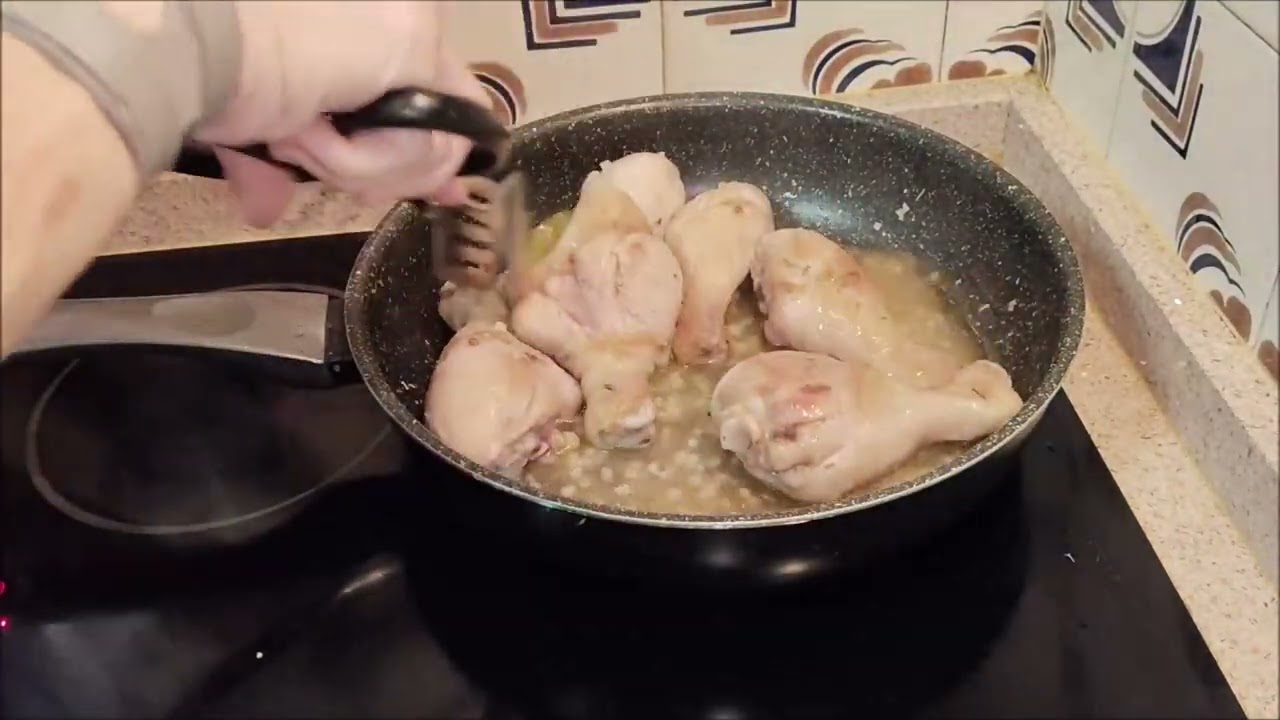 ARROZ CON POLLO AL AJILLO