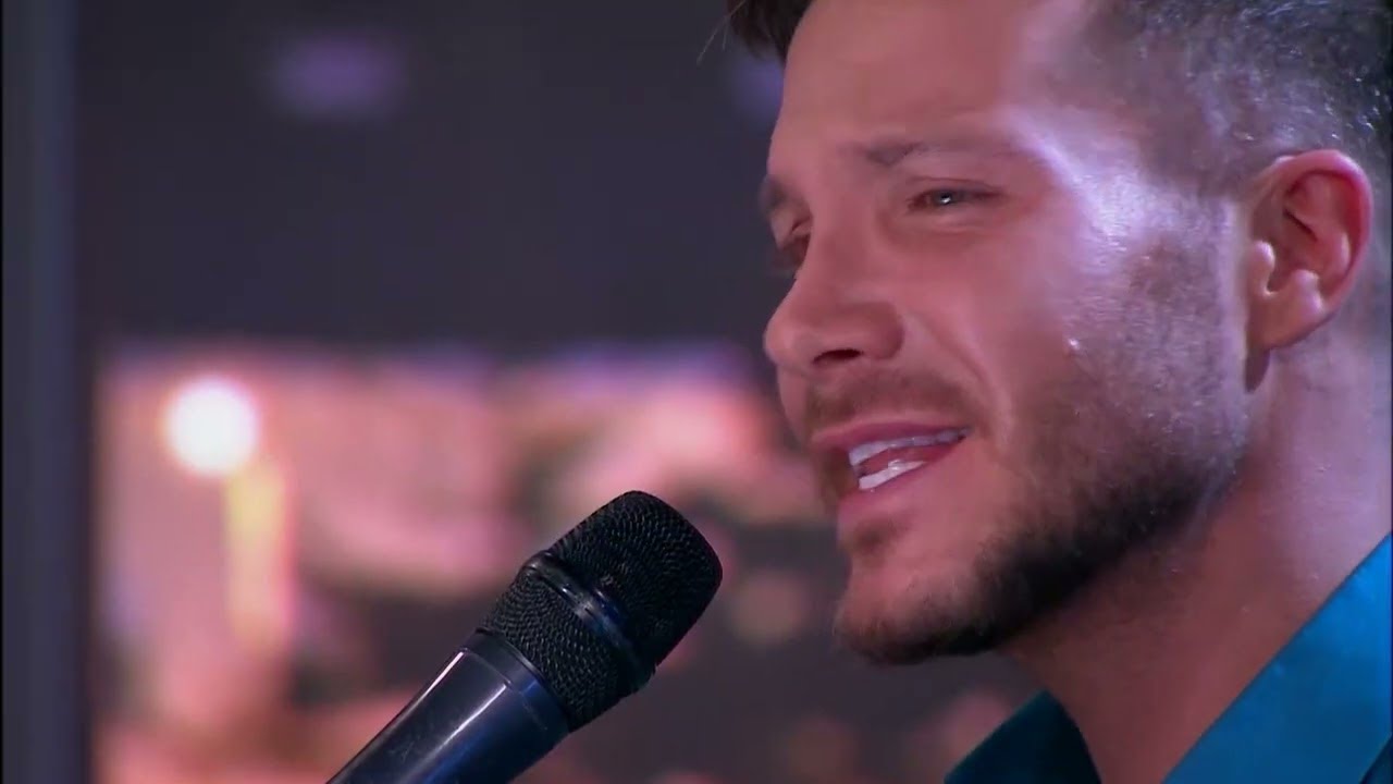Sa&scaron;a Kovačević - Kako posle nas (Uživo) (Ami G Show S14)