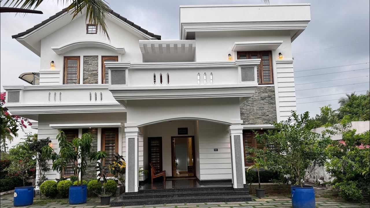 16 സെന്റും വീടും | 4 bhk 3600 sqft house for sale in aluva rajagiri hospital