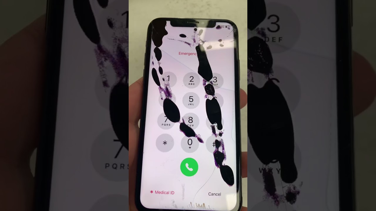 iPhone X display Black spot&rsquo;s.