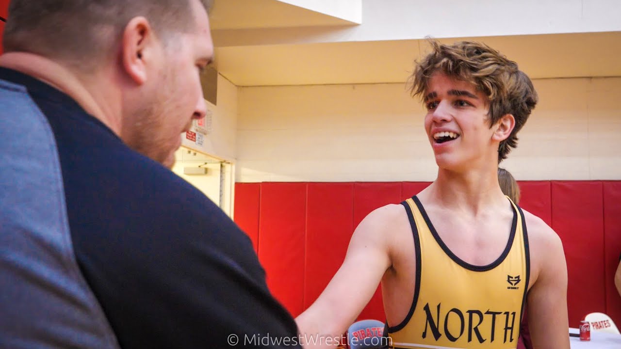 138 – Owen Anderson {G} of Grayslake North IL vs. Javier Rodriguez {R} of Palatine IL