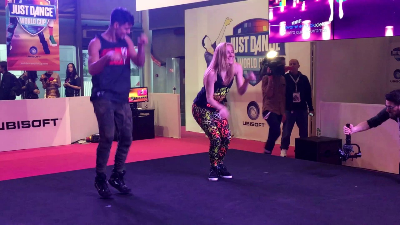 La Bicicleta - Carlos Vives & Shakira / Just Dance 2017 - ESWC Winter 2017 _ Diegho San e Dina