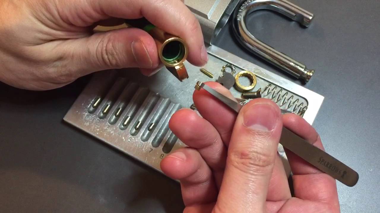 [163] Stanley Solid Steel Shrouded Padlock Picked and Gutted (Model CD8820)