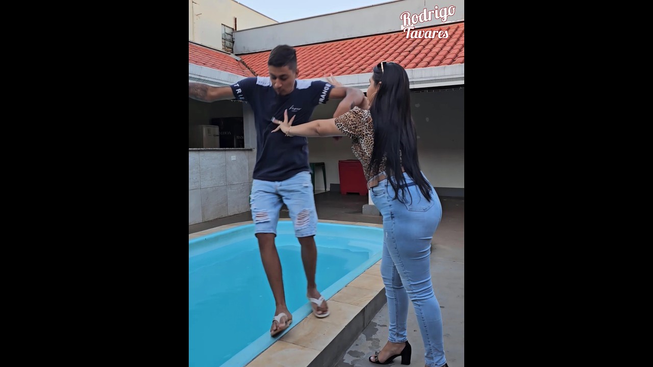 Patroa queria seu funcionário a  FORÇA, mas por ele negar ela acabou fazendo isso com ele...