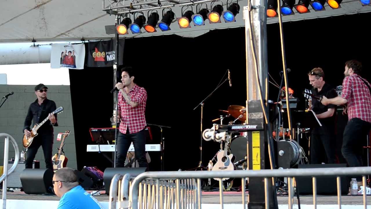 Ramin Karimloo: Show Me Light