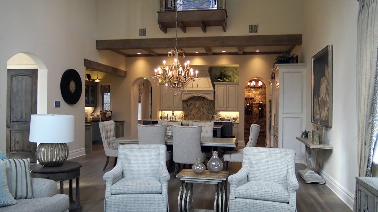 GOLDEN OAK - The Cinderella Home - Disney Luxury Community - Walt Disney World