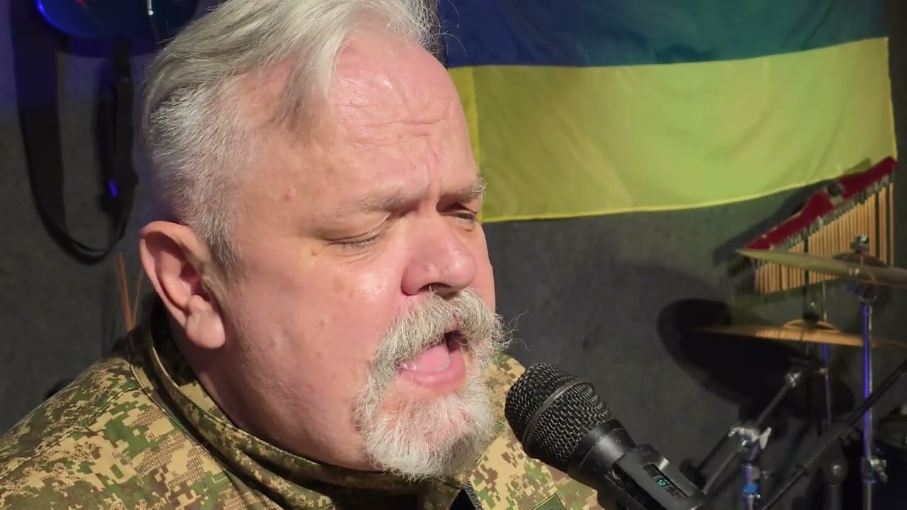 ТИХИЙ РАНОК НАД СТЕПОМ