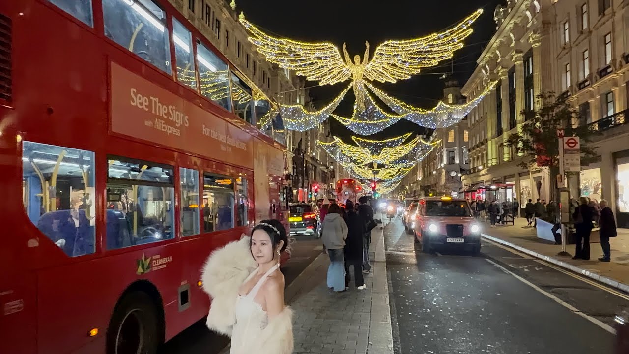 London Best Christmas Lights and Shops Displays 2025 | London&rsquo;s Walking Tour [4K HDR]