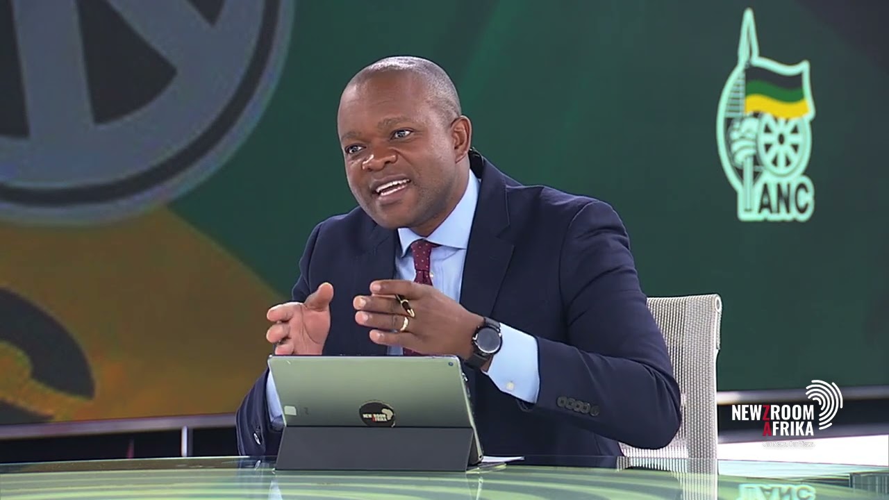 Gwede Mantashe reacts to the Phala Phala saga