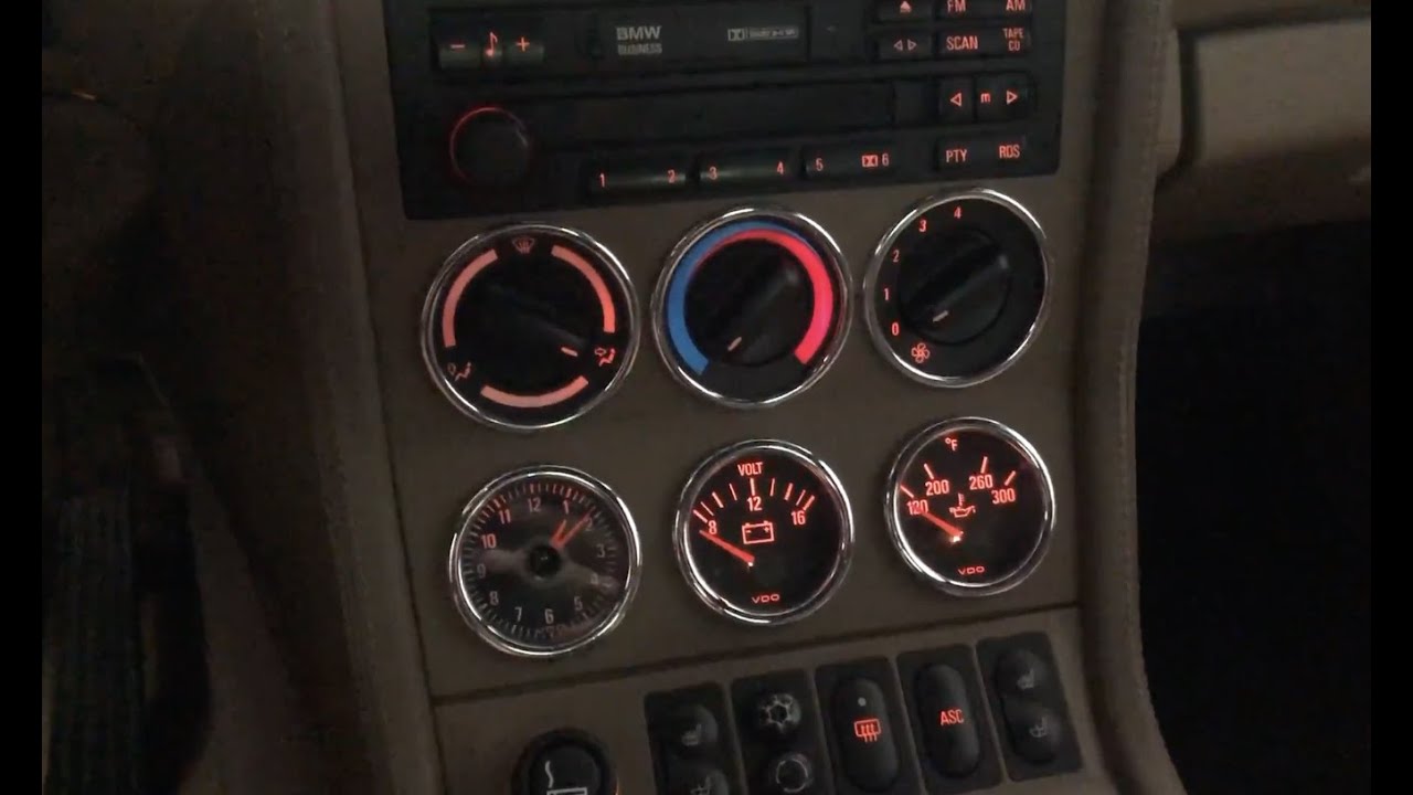 15 min change instrument light bulb on Z3 M Coupe