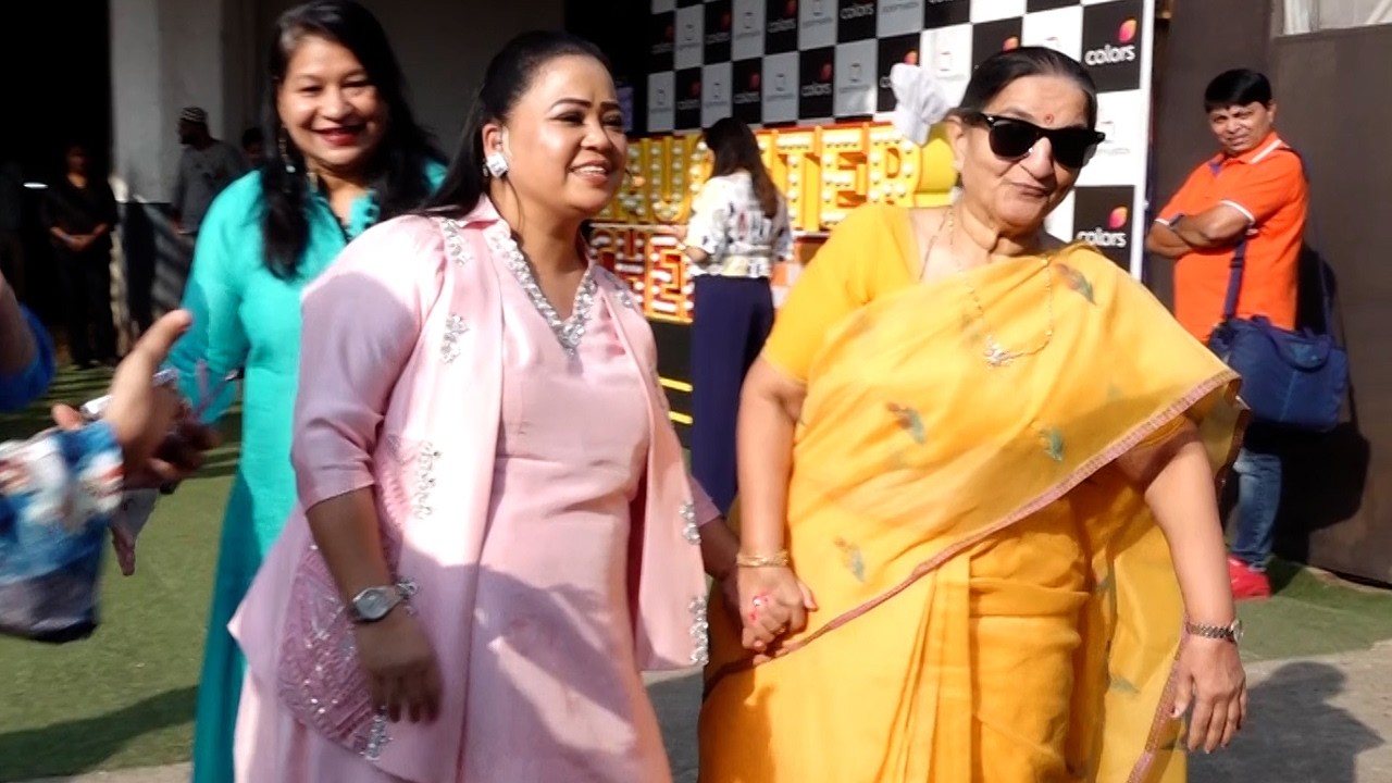 Bharti Singh With Fans Spotted At Laughter Chefs Set | MS Bollywood