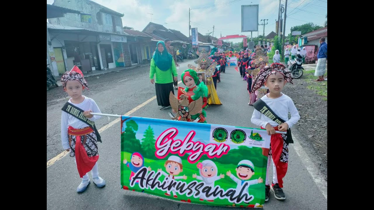 Akhirussanah PAUD nurul Fatah 2022 Barisan Panjang Tampilan Gema Mahardika dan Walimurid Nurul Fatah