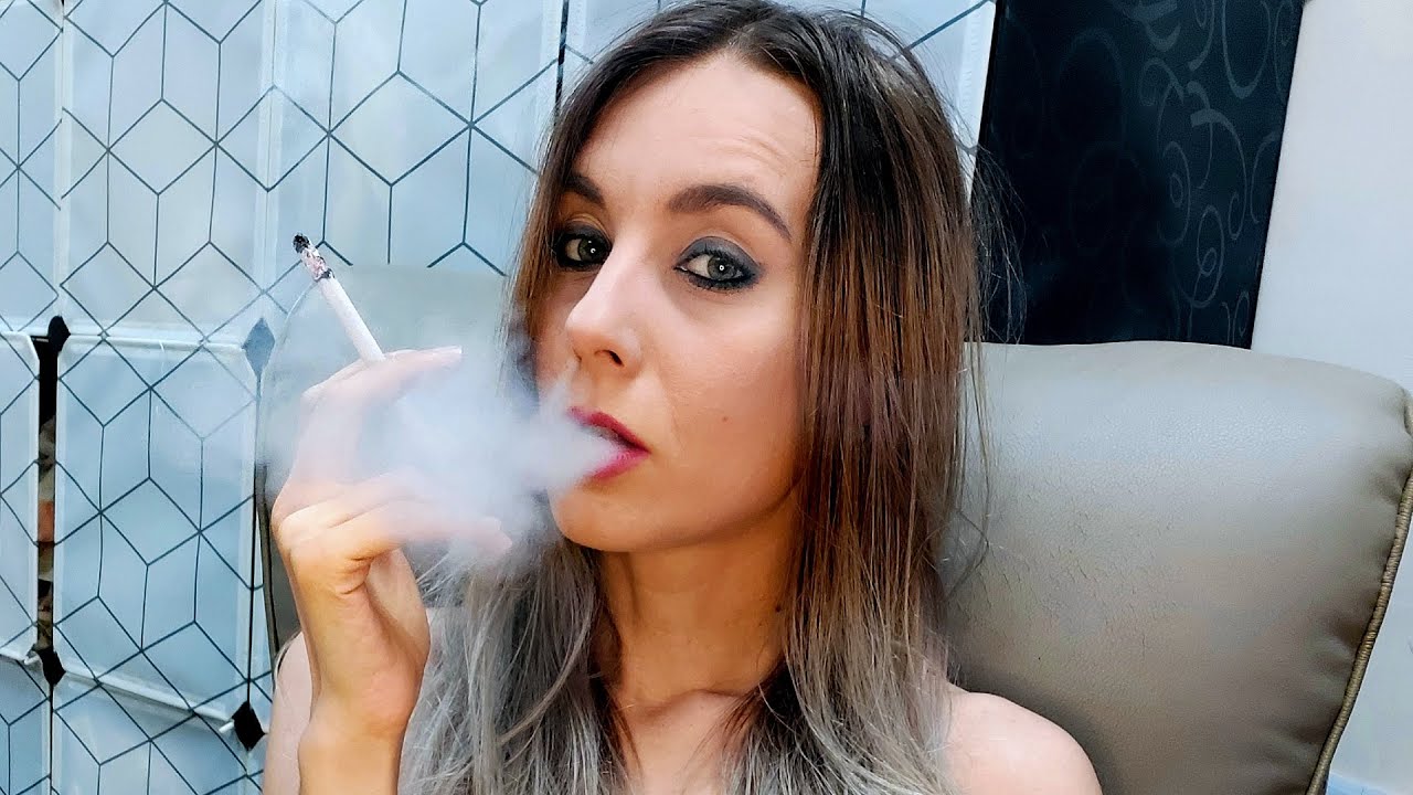 Smoking while talking about my smoking addiction | Adeline Smokes