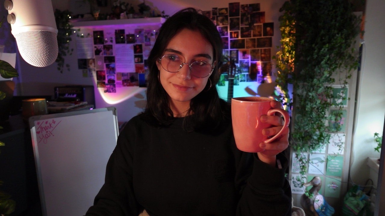 🔴NEW HAIR PT.2, coffee, cigarette & chill chatting while it rains for 1H