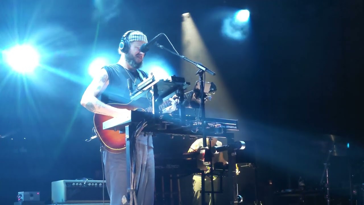 Bon Iver - Speyside (Red Hill Auditorium, Perth Western Australia 26 February 2023)