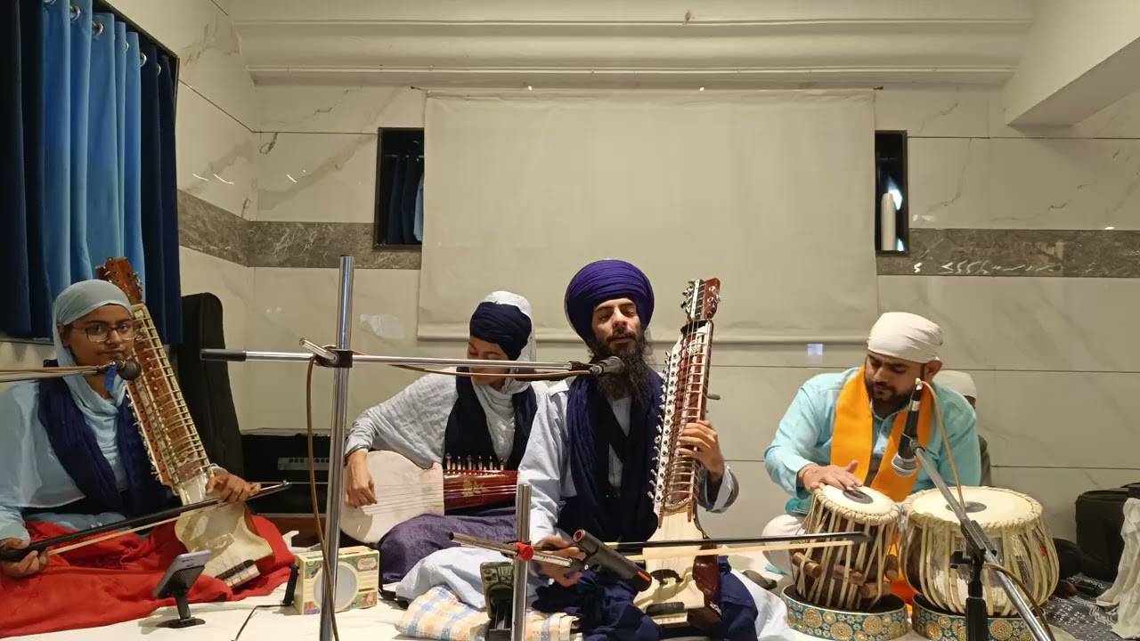 Inn Bidh Eho Man Hariya Hoye - Bhai Sukhwinder Ji Ulhasnagar