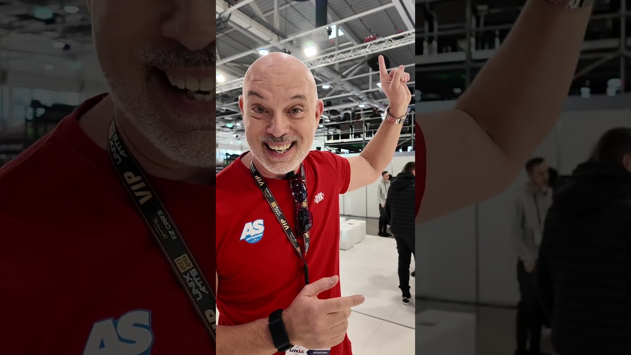 Agressz&iacute;v, 12 milli&oacute; forintos indul&oacute;&aacute;rral deb&uuml;t&aacute;l a Geely!