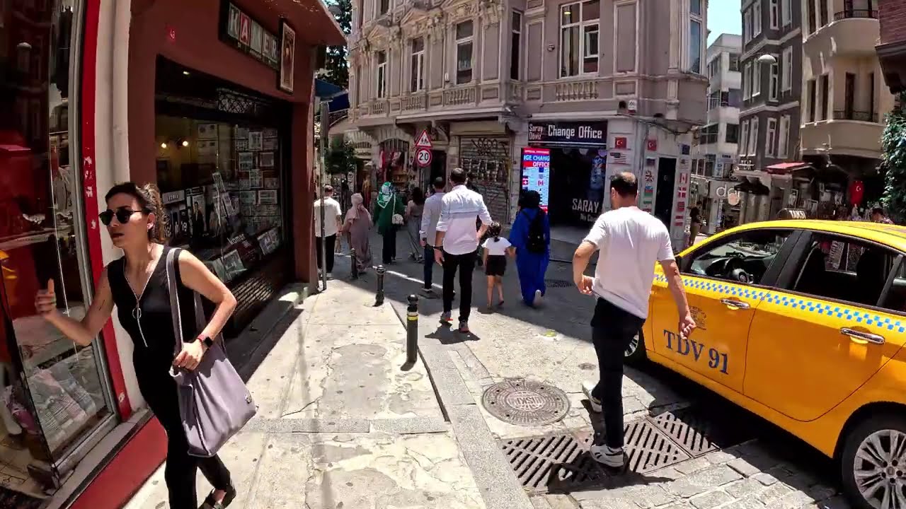 ŞİİR SOKAĞI ( BEYOĞLU )