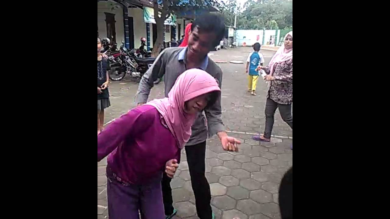 Bersama mereka sungguh luar biasa