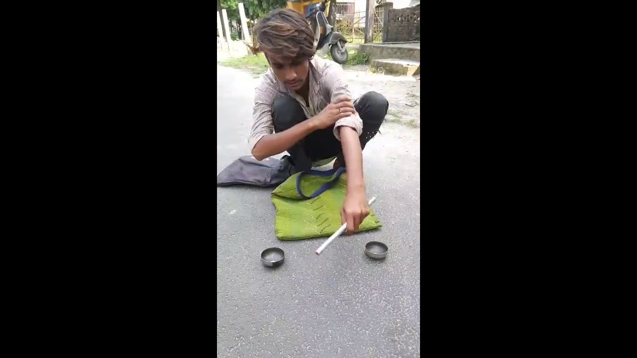 MAGIC FROM ROADSIDE #AMAZING TALENT PERFEC #INDIA STREET MAGIC ৷৷