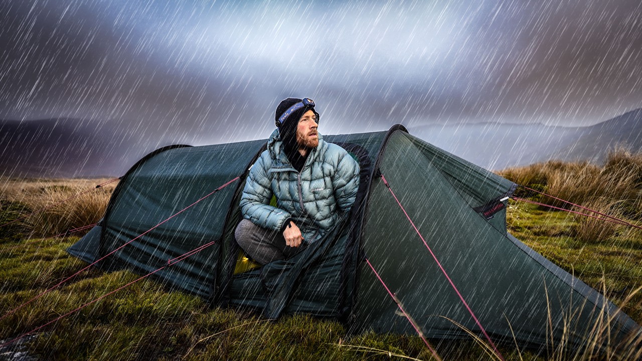THE STORM HITS! Solo CAMPING In HEAVY RAIN - CAUGHT in RAINSTORM