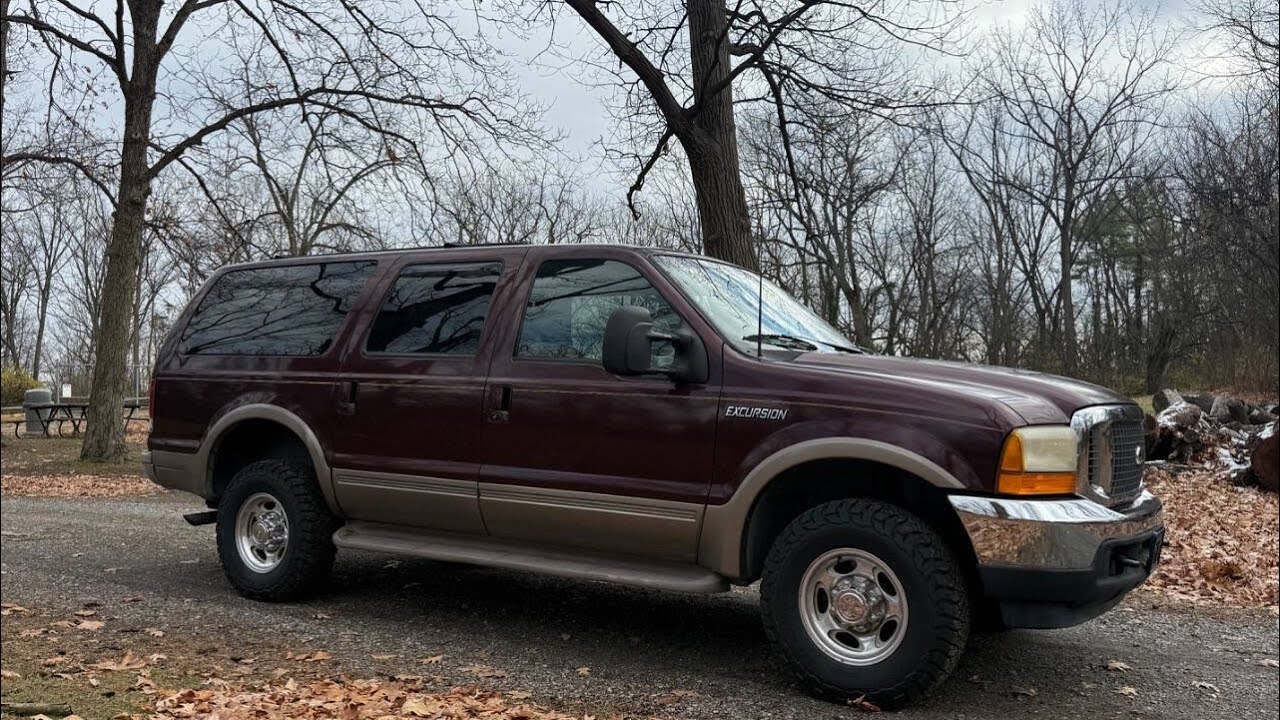 2001 Ford Excursion V10: One Owner Since 2002! (Full Walk-Around & Review) 