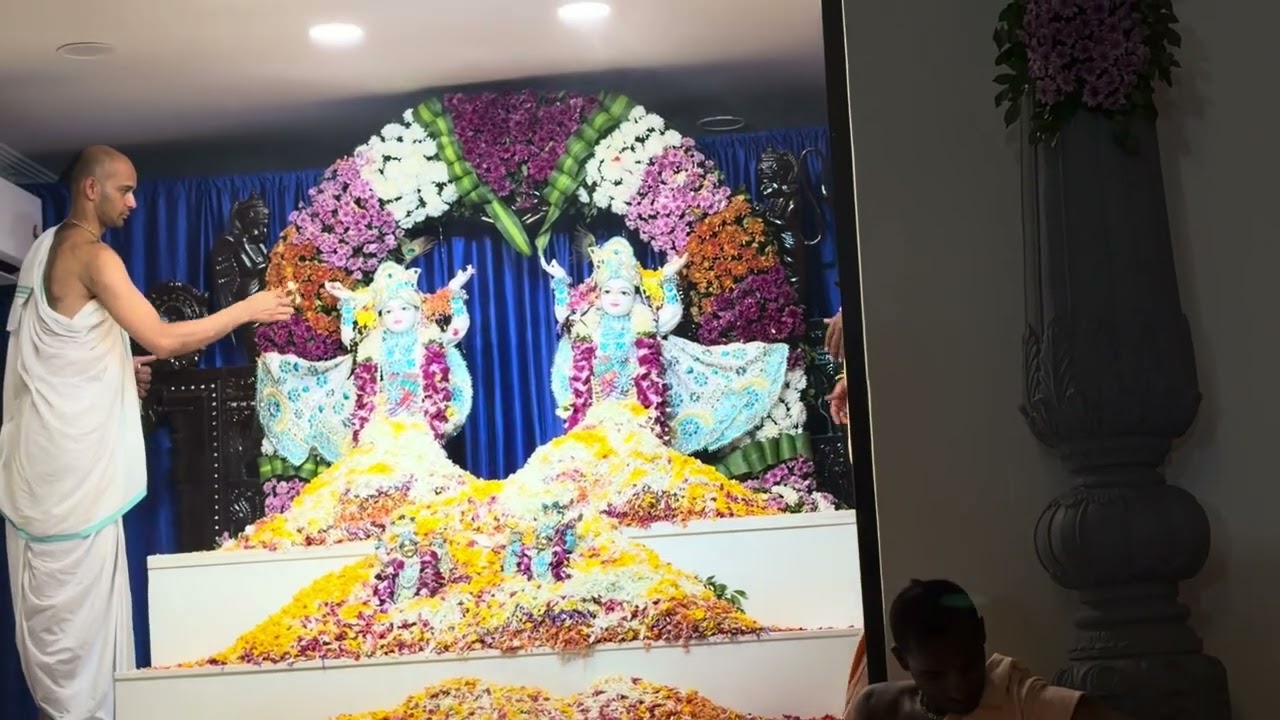 Gokula kshetram lo pushpabhi shekham 👈