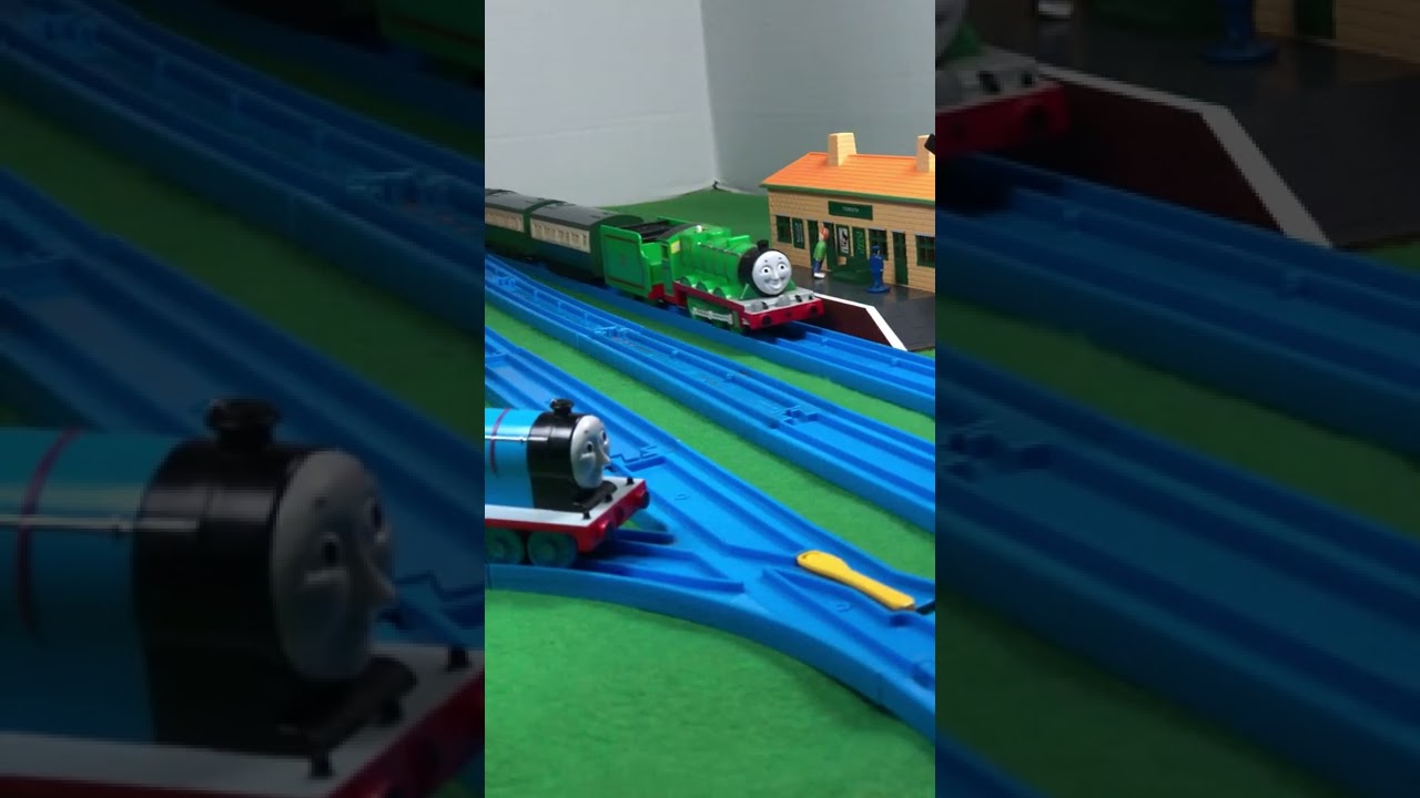 Henry was enjoying his new shape as he puffed into Wellsworth. 