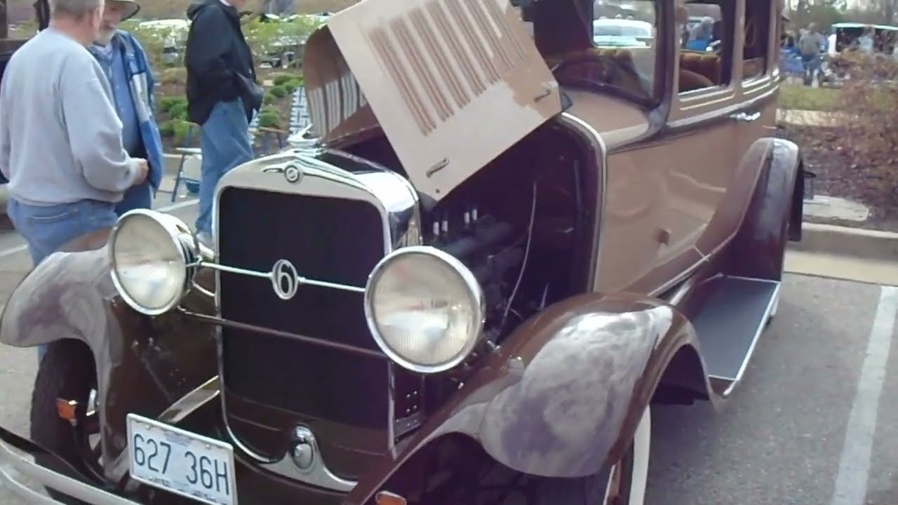 1930 STUDEBAKER DICTATOR SIX FOUR DOOR SEDAN