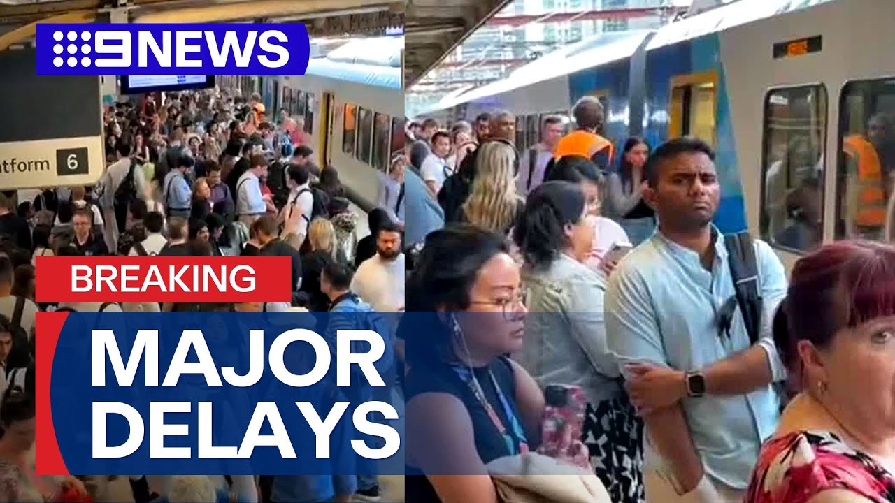 Thousands in Melbourne stranded by major train delays  | 9 News Australia