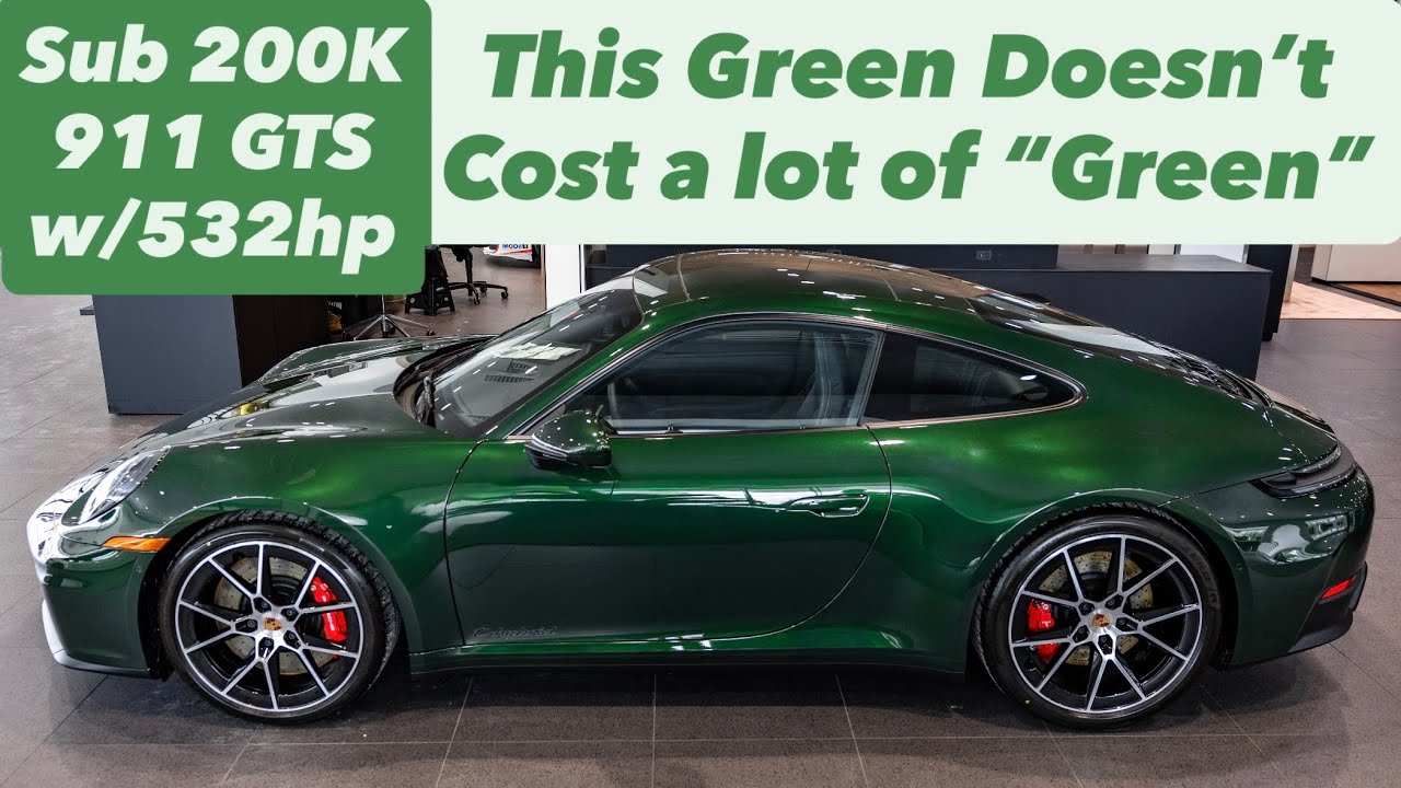 Это выгодное предложение?... Новый Porsche 911 GTS Coupe 2026 года в цвете Oak Green Neo.