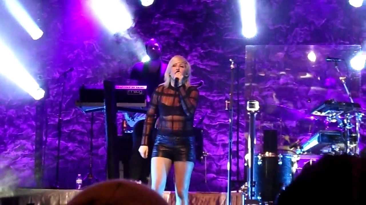 Ellie Goulding- 