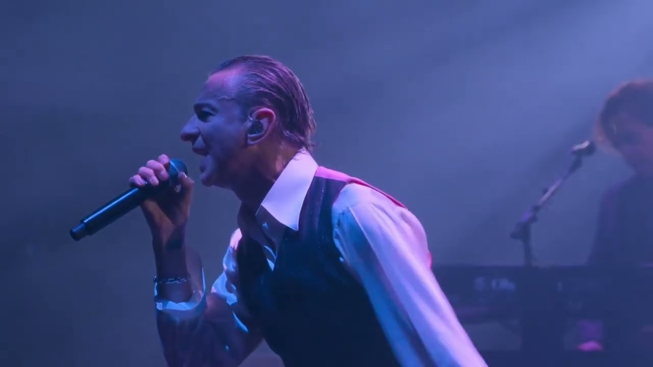 Depeche Mode - Sister of Night (Live in Mexico City)