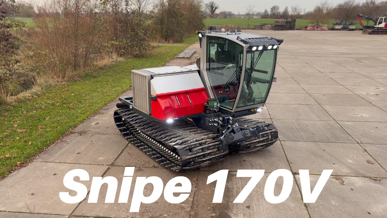 De Vries Cornjum BV | Wetland Machinery | The Snipe 170V Wetland tool carrier