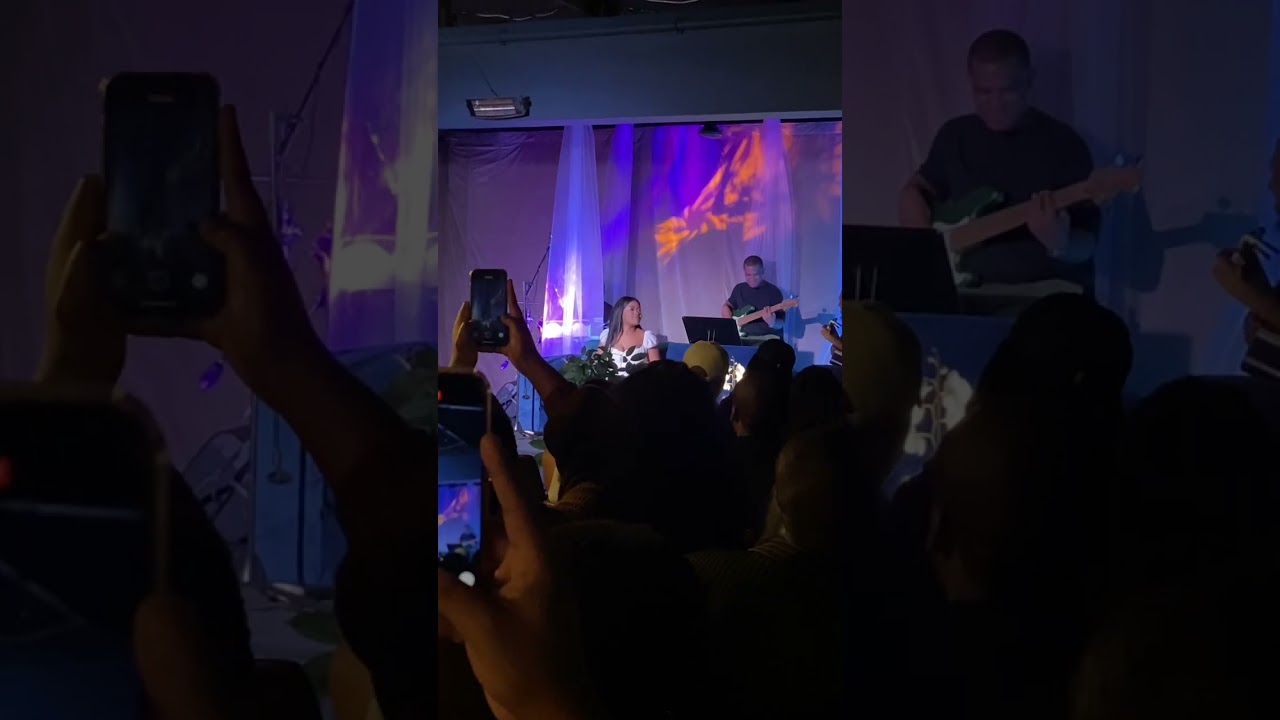 Thando Zide - Isineke (live at Pillow Talk - Hidden spaces)