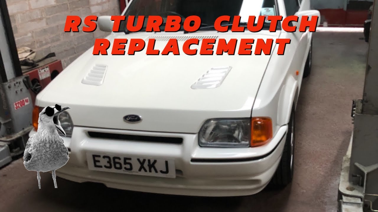 Replacing the clutch on a  S2 Escort rs turbo#mk4escort#rsturbo