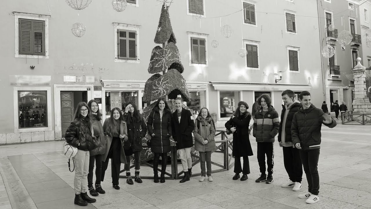 Klapa Benja - Kad se Isus, Ditić u Betlem porodi