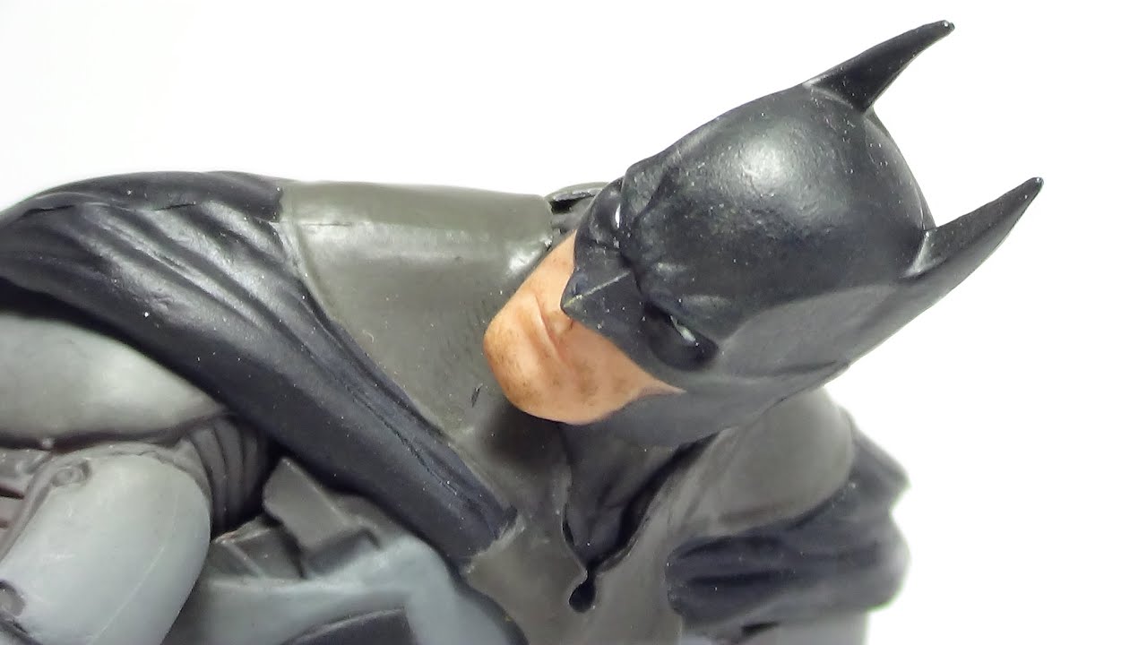 DC Collectibles Batman Arkham Origins Video Game Figure Review
