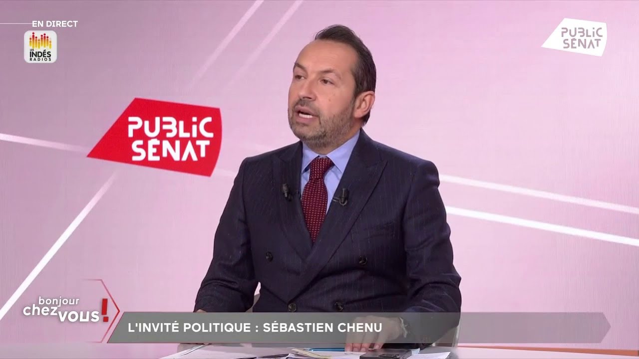 Ukraine : Emmanuel Macron montre une 